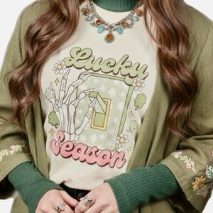 Vintage Style ST PATRICKS LUCKY SEASON Comfort Colors T Shirt Womens XL Tee